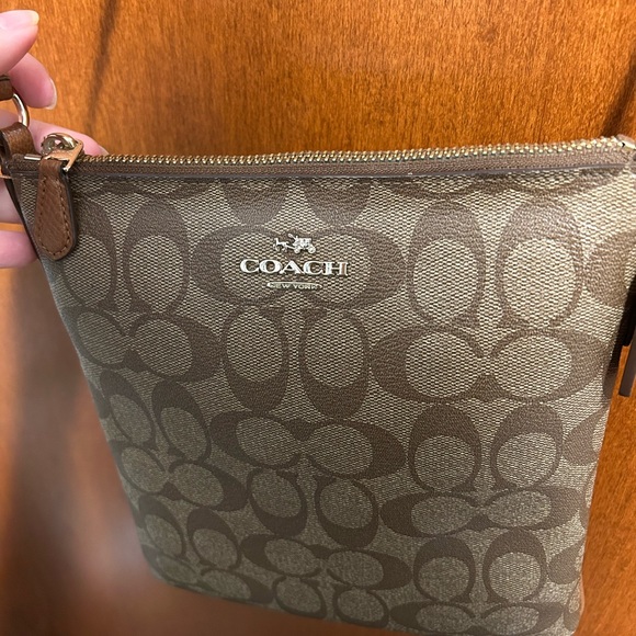 Coach Tan and Brown Saddle Crossbody - Picture 1 of 10